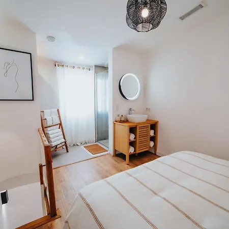 Perfect Family-oriented And Renovated Townhouse In The Old Apartment